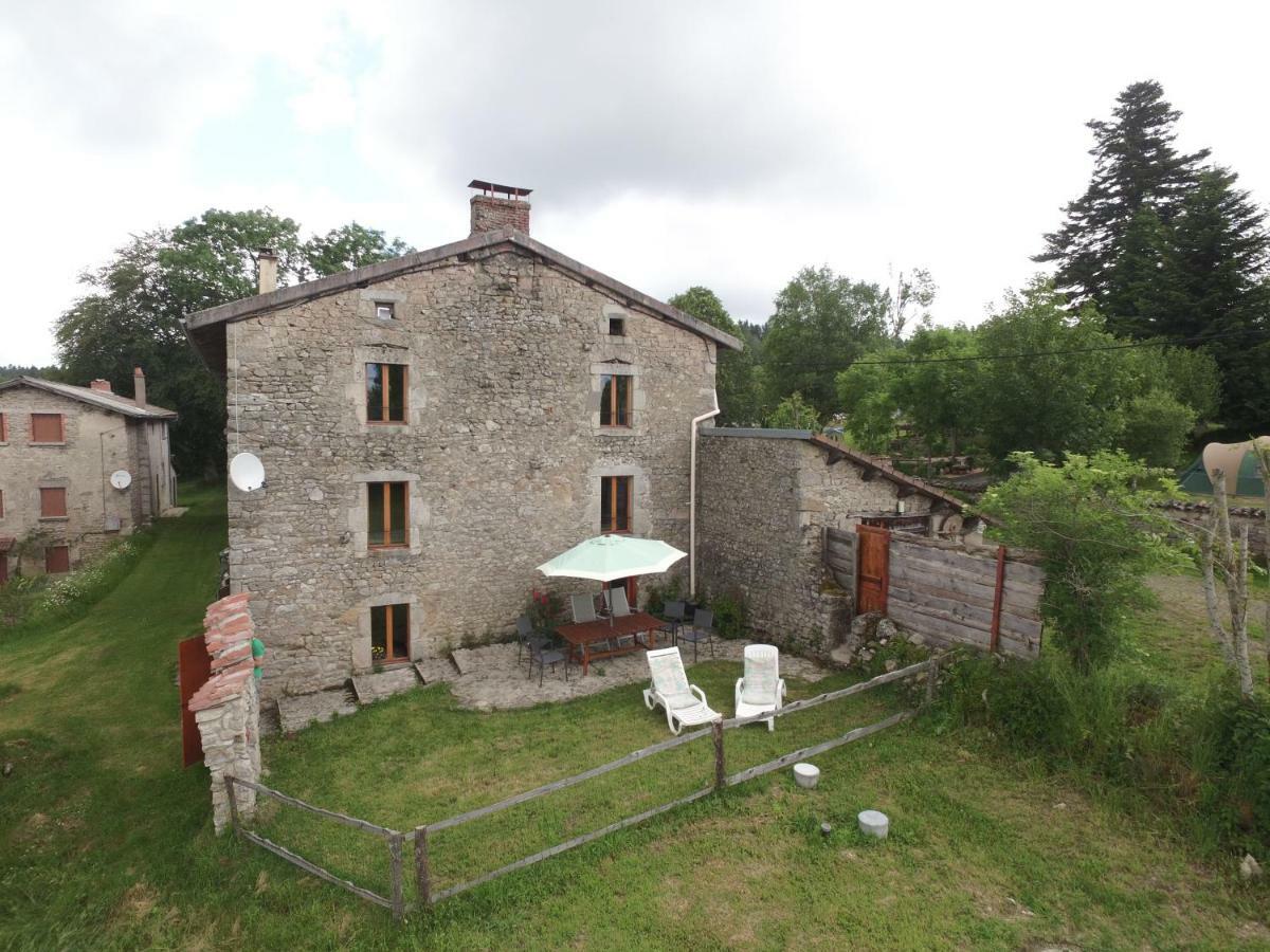 Domaine Le Sauzet Bed & Breakfast Saint-Germain-l'Herm Exterior photo